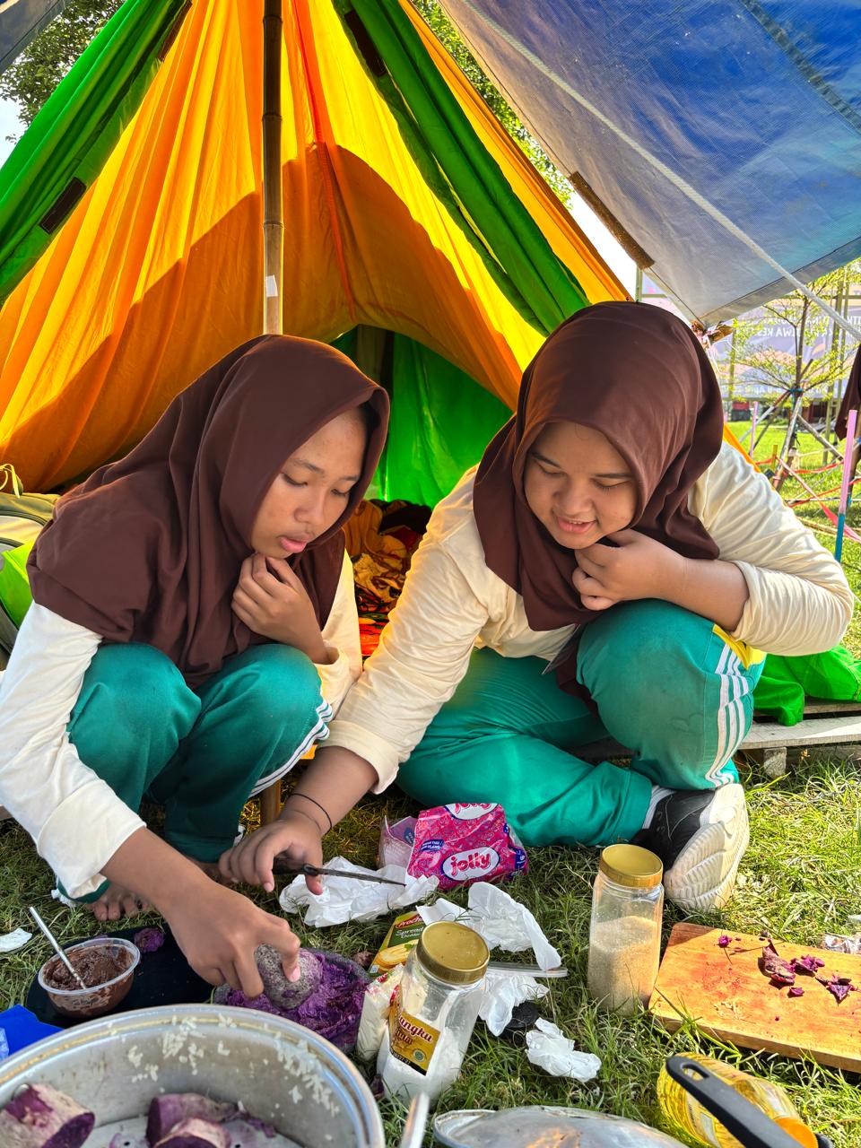 Adu Rasa dan Karsa di Alam Terbuka: Pramuka Penggalang Ciptakan Inovasi Olahan Ubi pada Kemah LT1